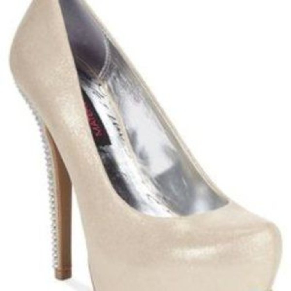 Material Girl Platform Pumps Size 7 -7 1/2